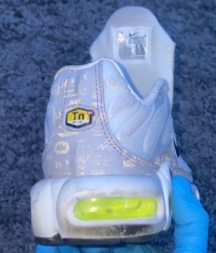 Nike TN Air — bulle jaunie